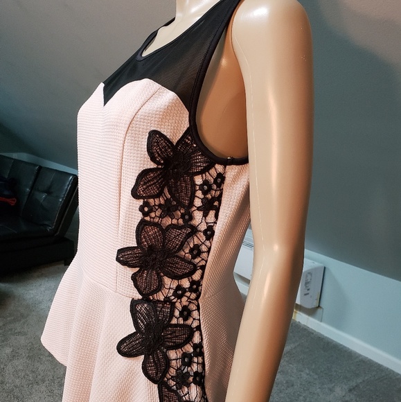 Thalia Sodi Blouse - Picture 3 of 5